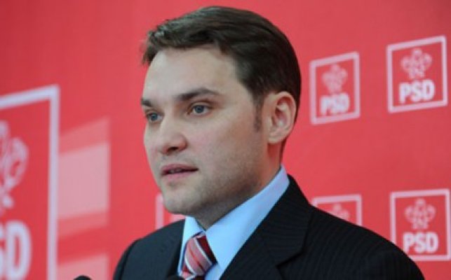 Şova: Candidatul USL la prezidenţiale va rămâne Antonescu, dar şi Ponta ar face faţă unei astfel de curse